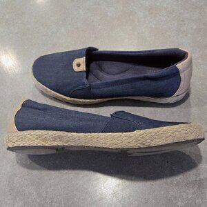 GRASSHOPPERS Women's Navy/Tan Slip On Denim Flat Espadrilles - Size 7.5M